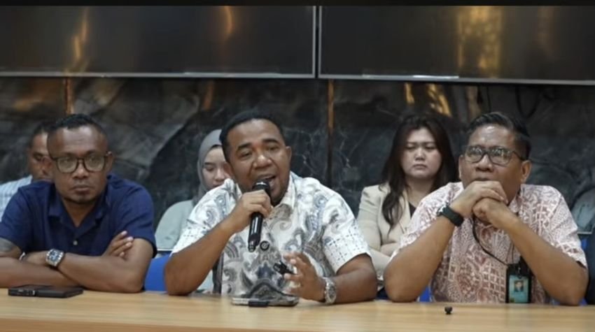 Heboh Uang Rp800 Juta! Pengacara Hercules Ungkap Dugaan Penjebakan, GRIB Jaya Serahkan ke KPK